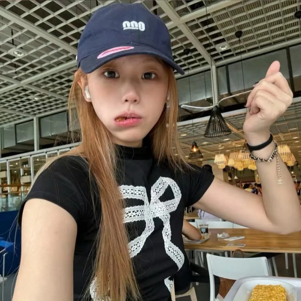 人兽杂交 海报