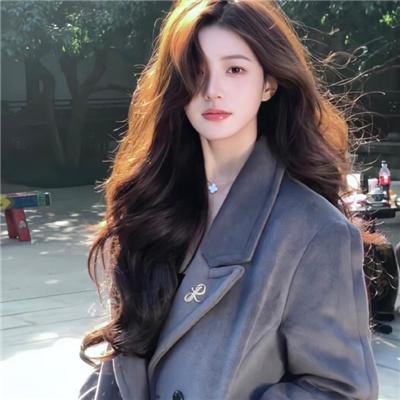 危机女王 海报